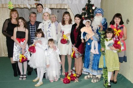 В "Светлый дом" города Алчевска постучался Новый год.